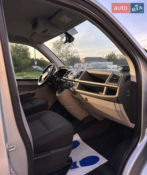 Мінівен Volkswagen Caravelle 2016 в Хмельницькому фото 13 Мінівен Volkswagen Caravelle 2016 в Хмельницькому