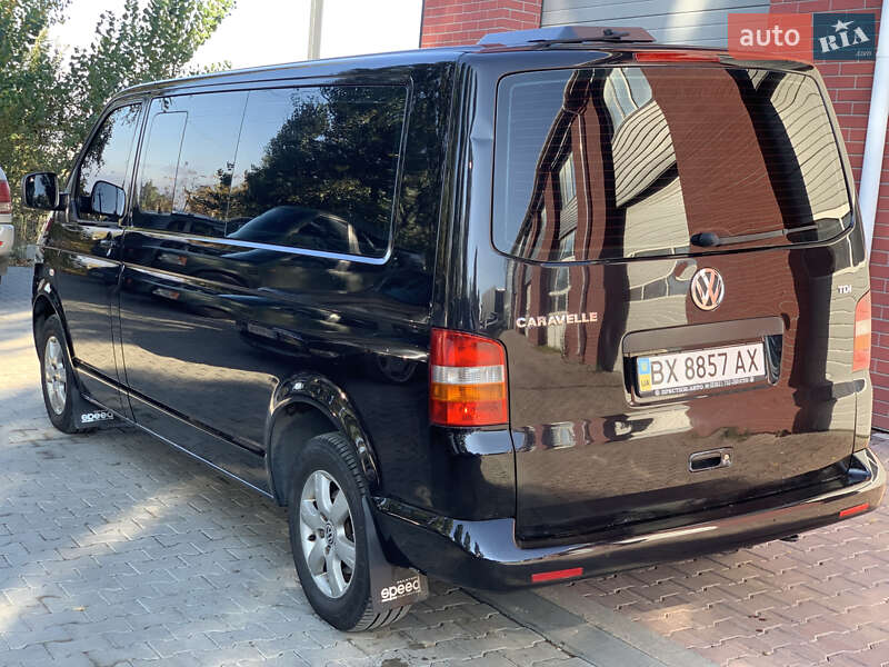 Минивэн Volkswagen Caravelle 2009 в Хмельницком