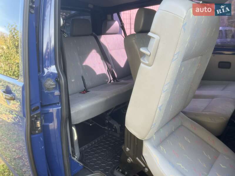 Минивэн Volkswagen Caravelle 2007 в Ровно фото 6 Минивэн Volkswagen Caravelle 2007 в Ровно