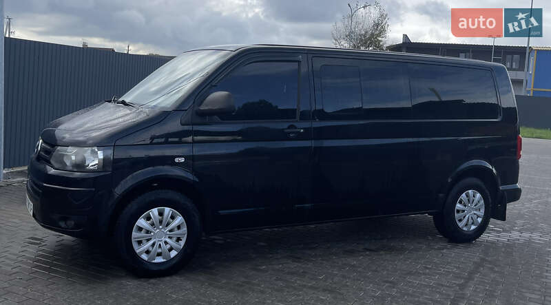 Минивэн Volkswagen Caravelle 2010 в Киеве