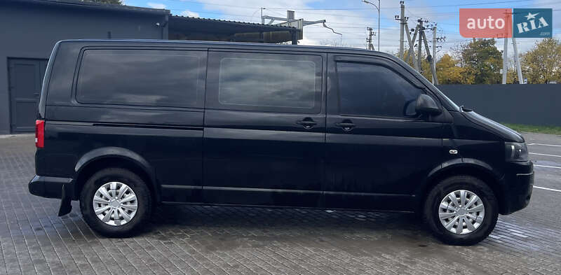 Минивэн Volkswagen Caravelle 2010 в Киеве