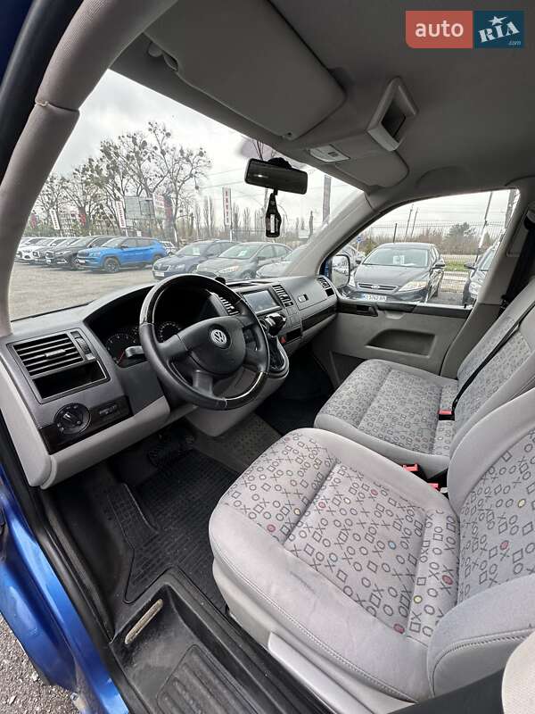 Мінівен Volkswagen Caravelle 2008 в Білогородці