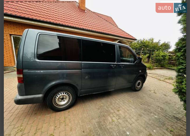 Минивэн Volkswagen Caravelle 2008 в Киеве