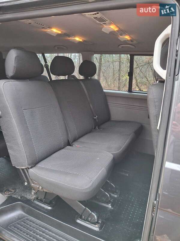 Минивэн Volkswagen Caravelle 2012 в Лебедине