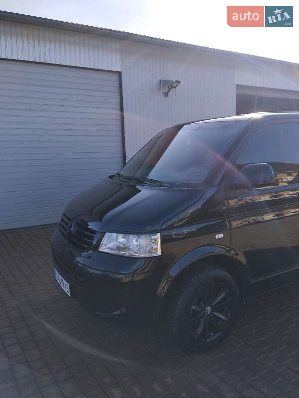 Минивэн Volkswagen Caravelle 2006 в Черновцах фото 8 Минивэн Volkswagen Caravelle 2006 в Черновцах