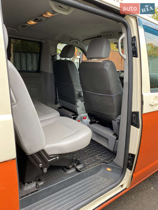 Минивэн Volkswagen Caravelle 2010 в Кривом Роге фото 16 Минивэн Volkswagen Caravelle 2010 в Кривом Роге