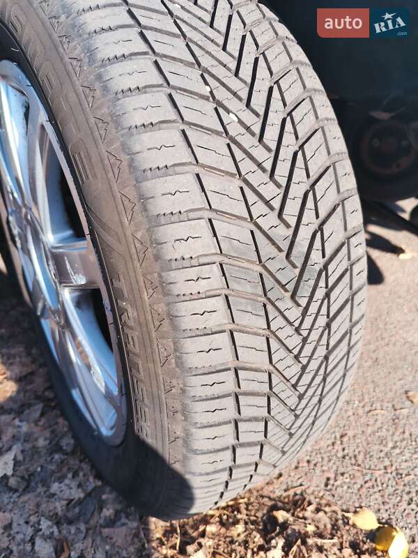 Мінівен Volkswagen Caravelle 1995 в Києві