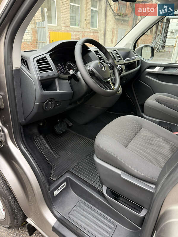 Мінівен Volkswagen Caravelle 2018 в Харкові фото 7 Мінівен Volkswagen Caravelle 2018 в Харкові