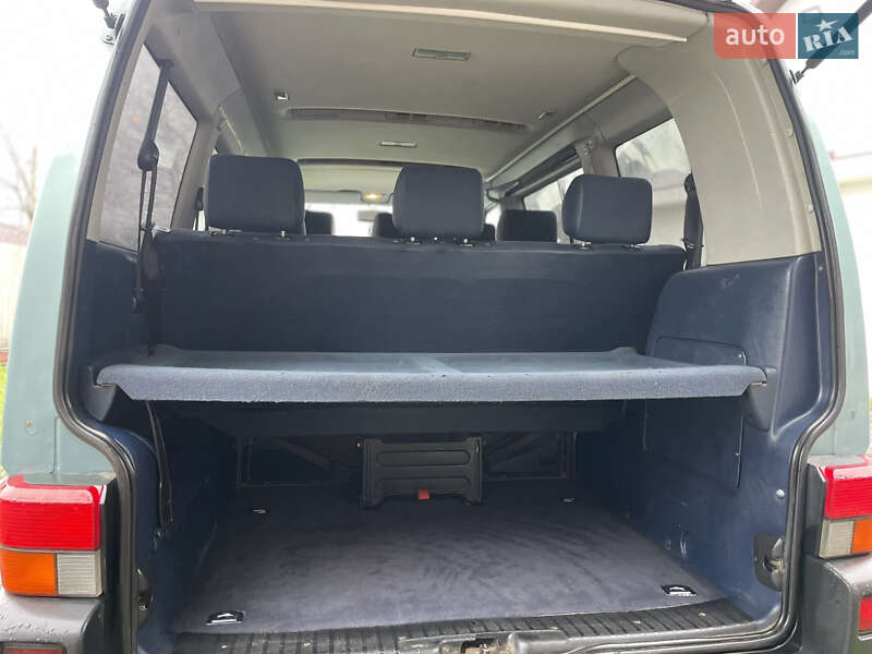 Минивэн Volkswagen Caravelle 2000 в Староконстантинове