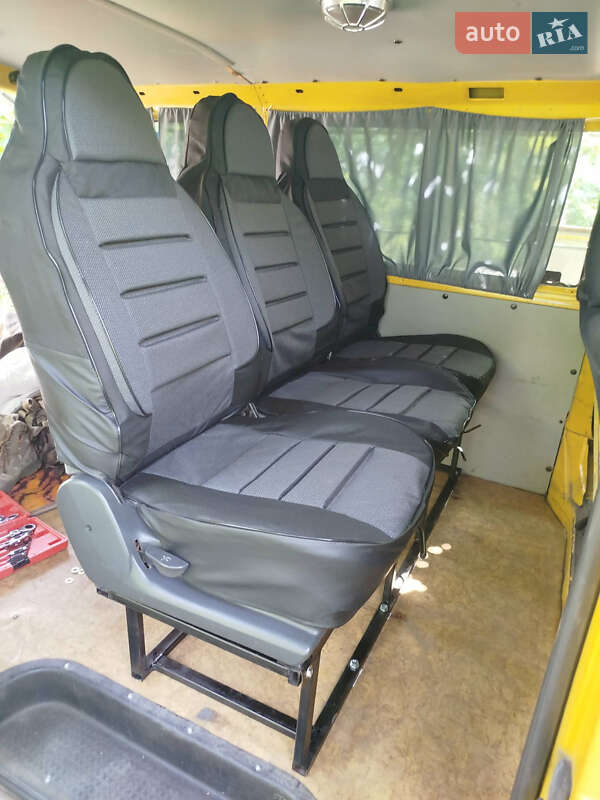 Мінівен Volkswagen Caravelle 2000 в Хмільнику