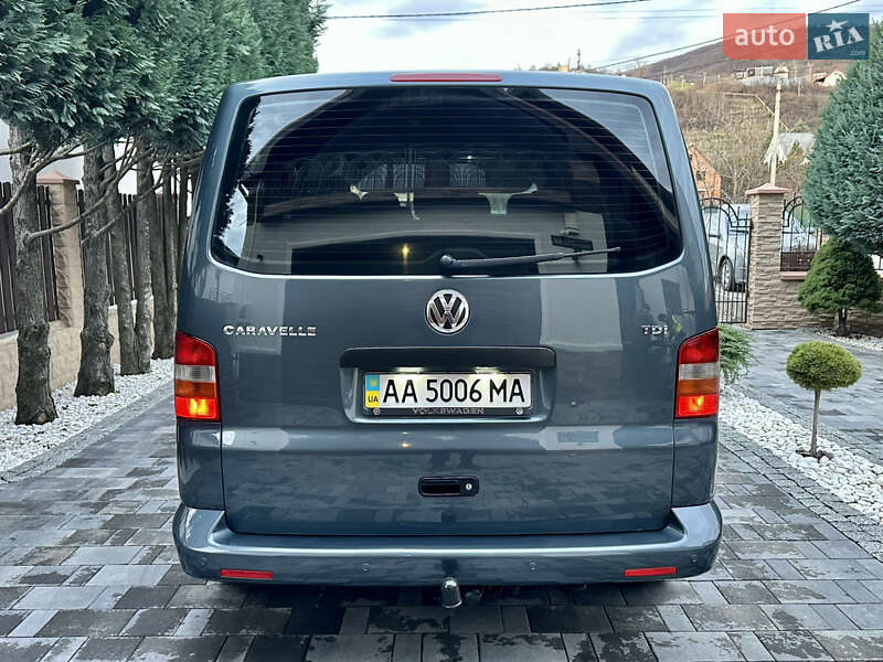 Минивэн Volkswagen Caravelle 2009 в Виноградове