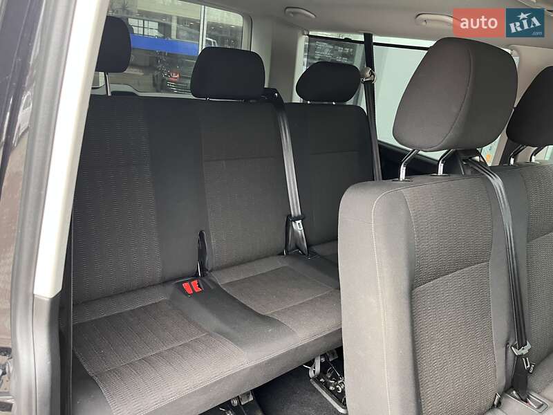 Мінівен Volkswagen Caravelle 2016 в Житомирі