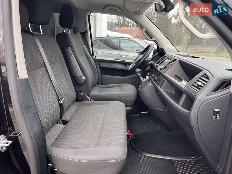 Мінівен Volkswagen Caravelle 2016 в Житомирі