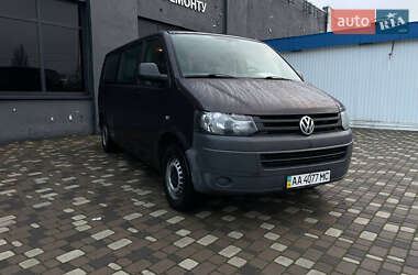Минивэн Volkswagen Caravelle 2012 в Киеве