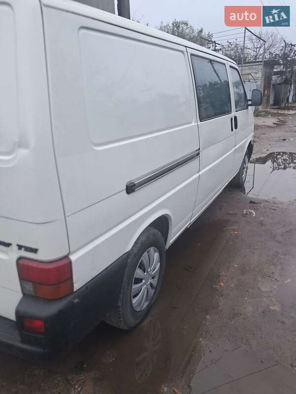 Мінівен Volkswagen Caravelle 1999 в Ізмаїлі фото 3 Мінівен Volkswagen Caravelle 1999 в Ізмаїлі