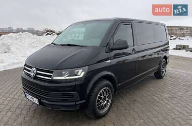 Минивэн Volkswagen Caravelle 2018 в Ровно