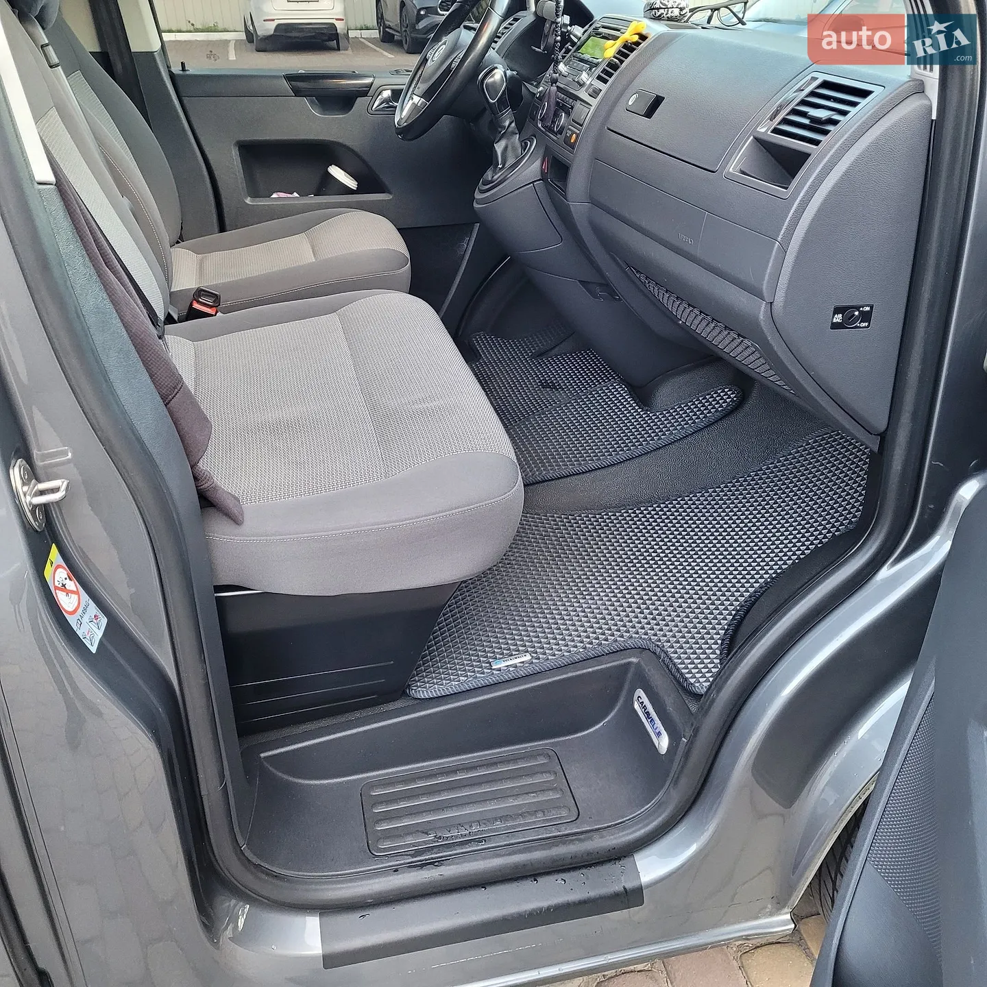 2013 Volkswagen Caravelle - мініатюра 17