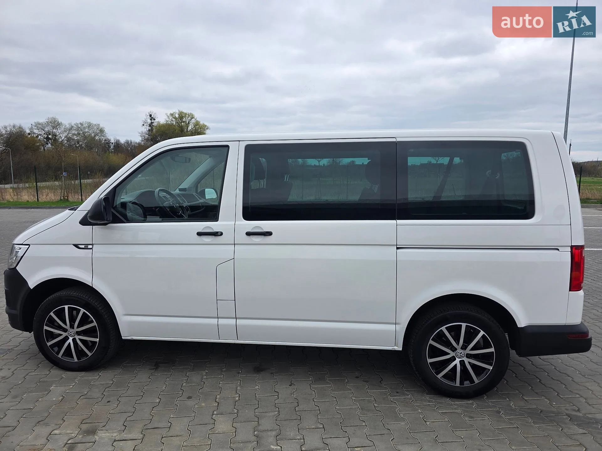 2019 Volkswagen Caravelle - мініатюра 6