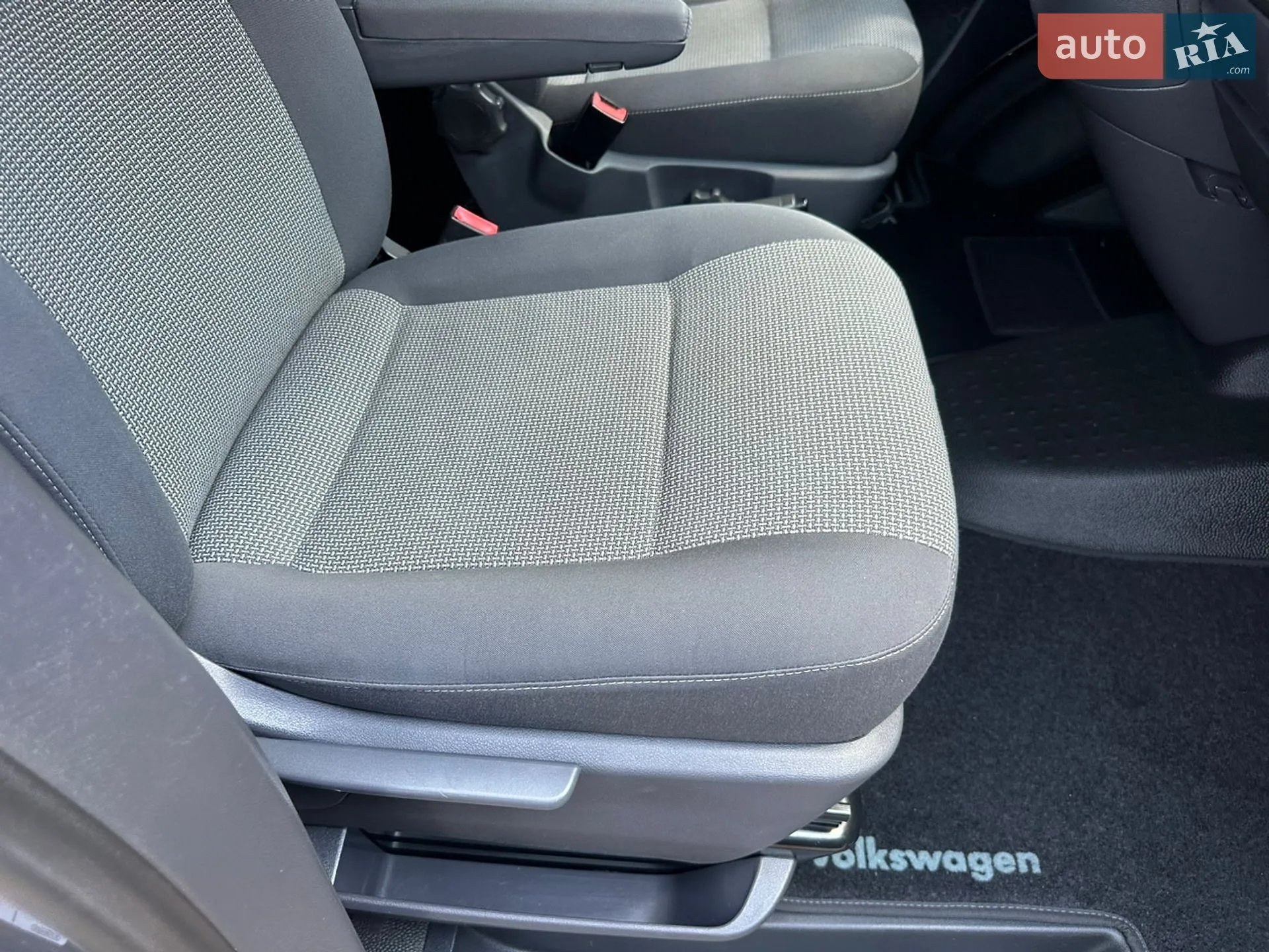 2011 Volkswagen Caravelle - мініатюра 37