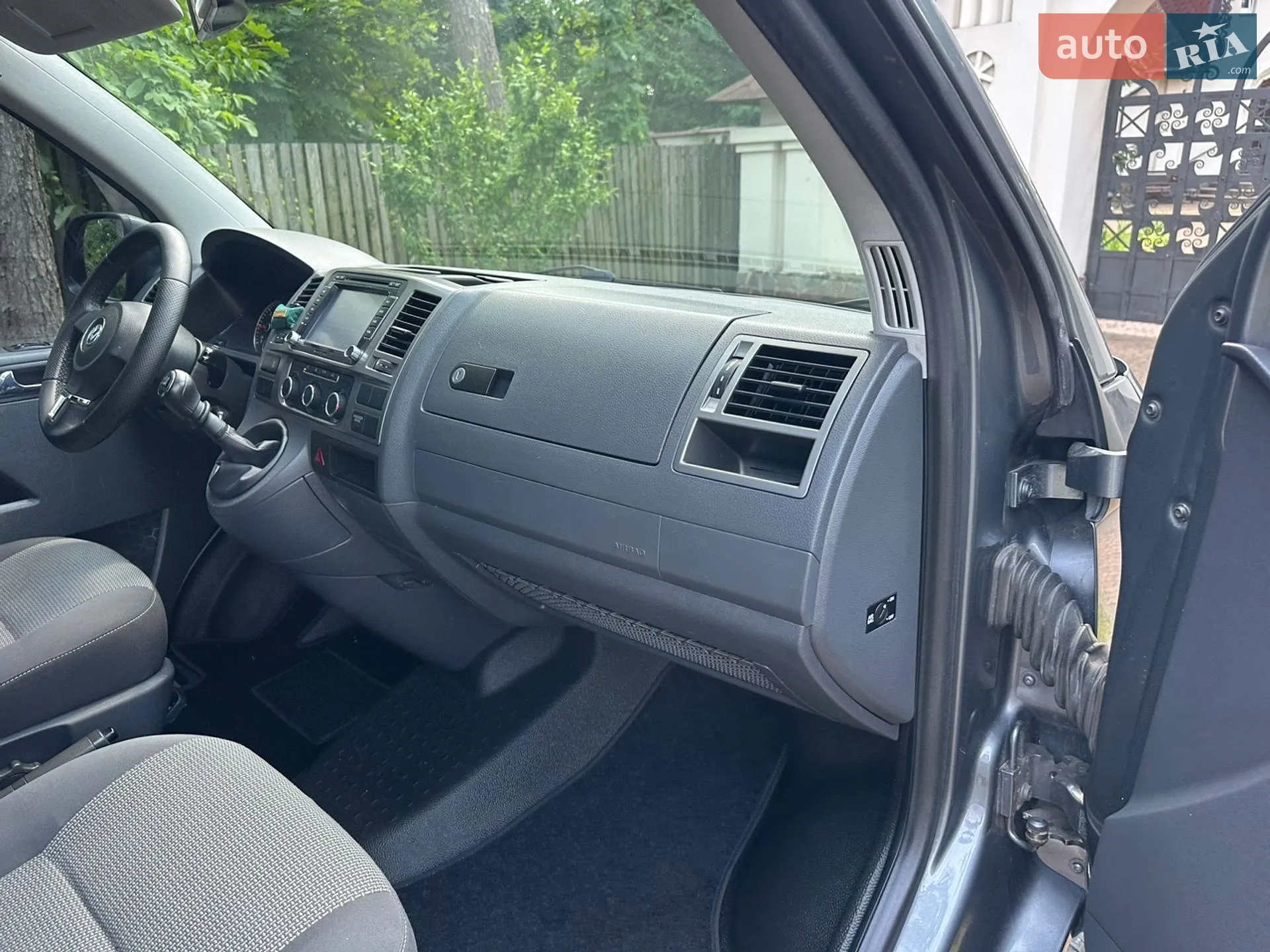 2011 Volkswagen Caravelle - мініатюра 39