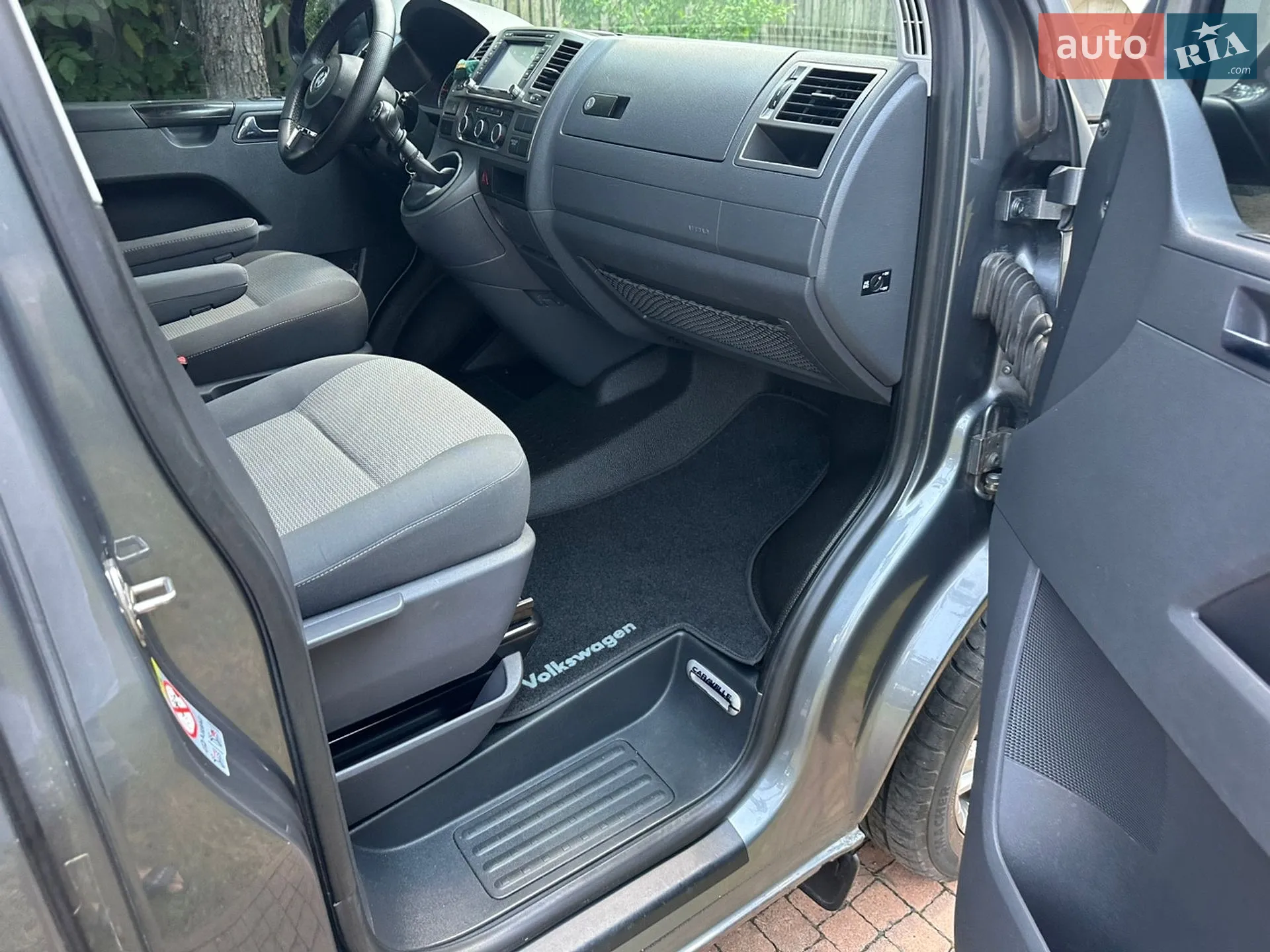 2011 Volkswagen Caravelle - мініатюра 40