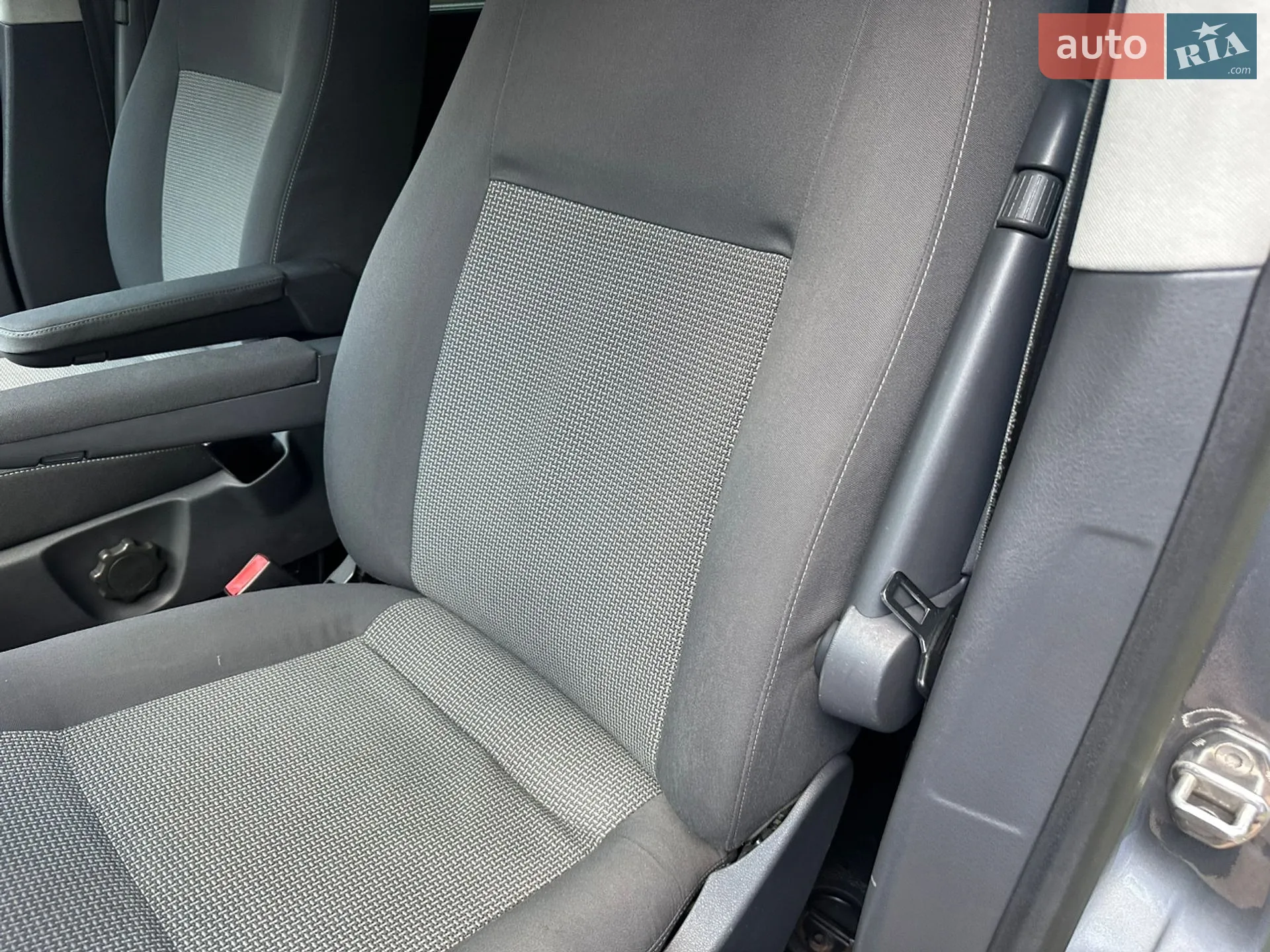 2011 Volkswagen Caravelle - мініатюра 57