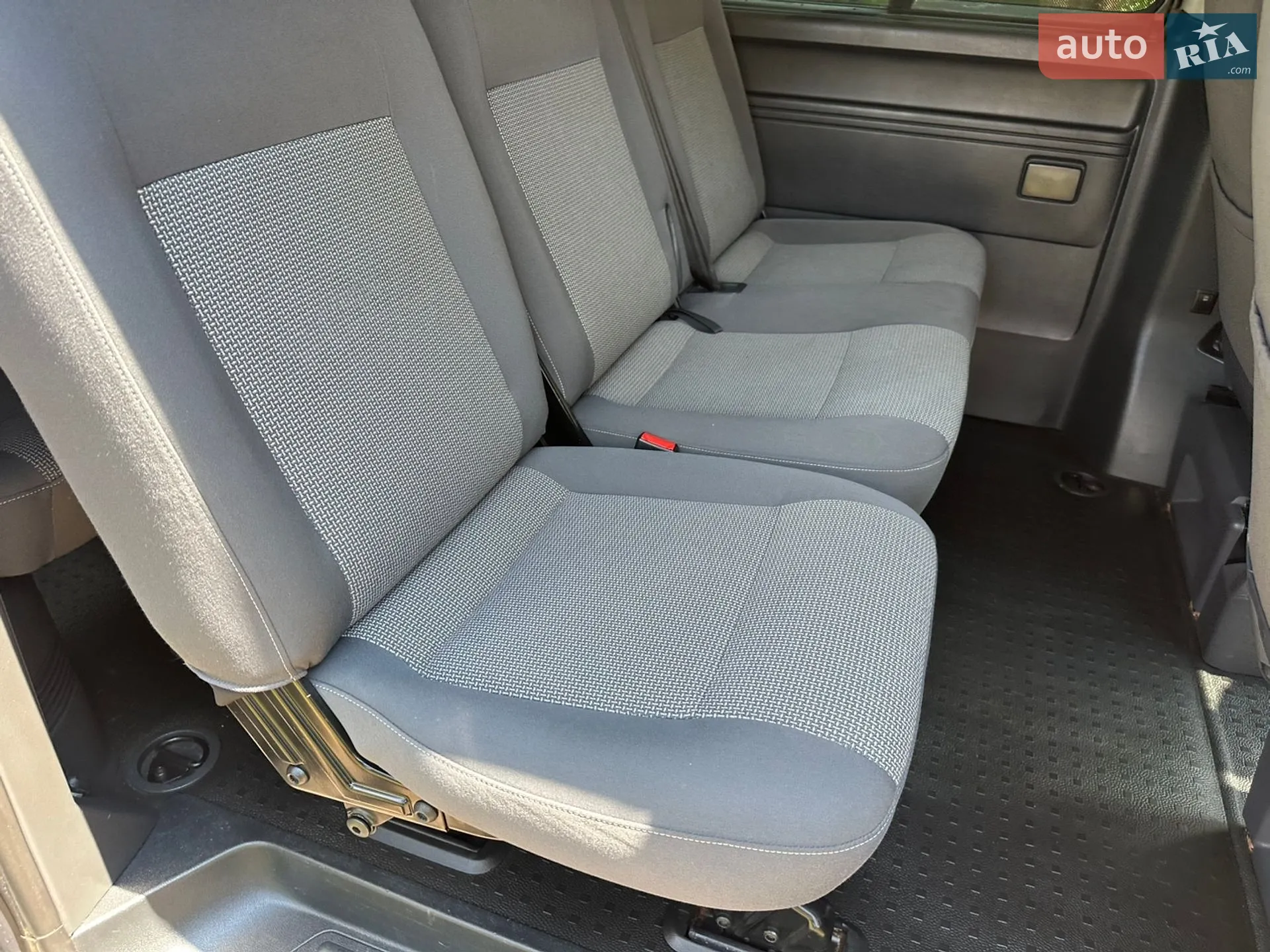 2011 Volkswagen Caravelle - мініатюра 79