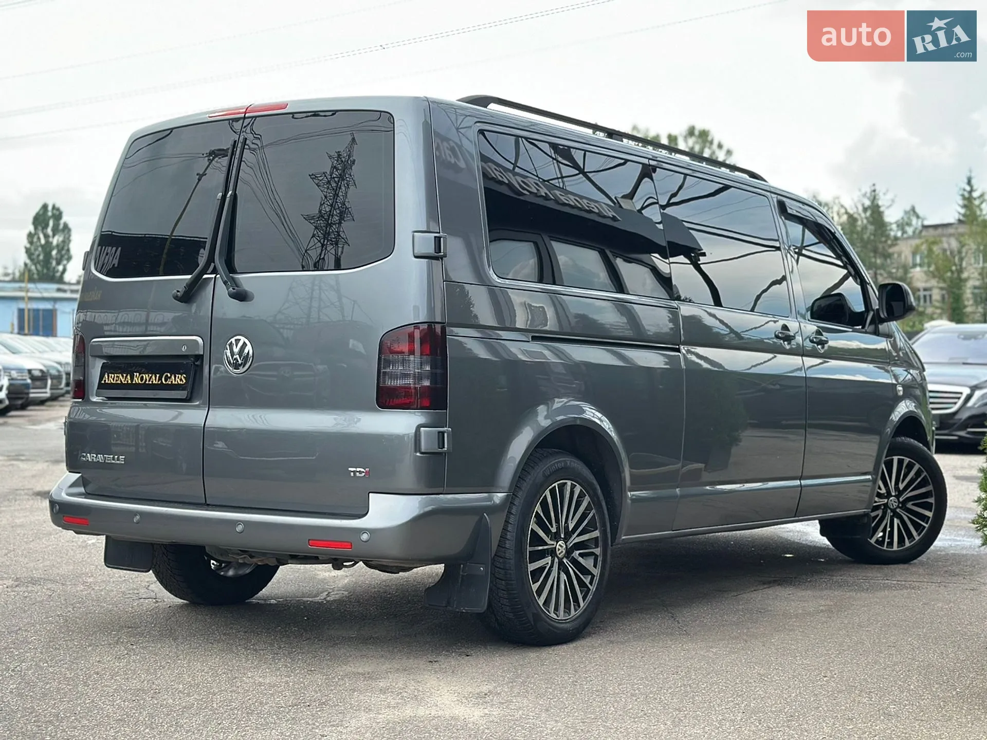 2010 Volkswagen Caravelle - мініатюра 2