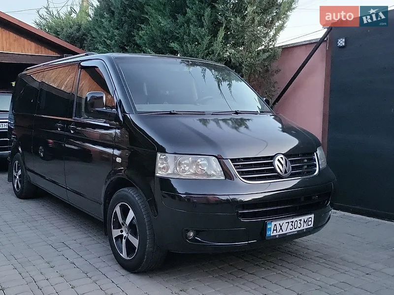 Volkswagen Caravelle