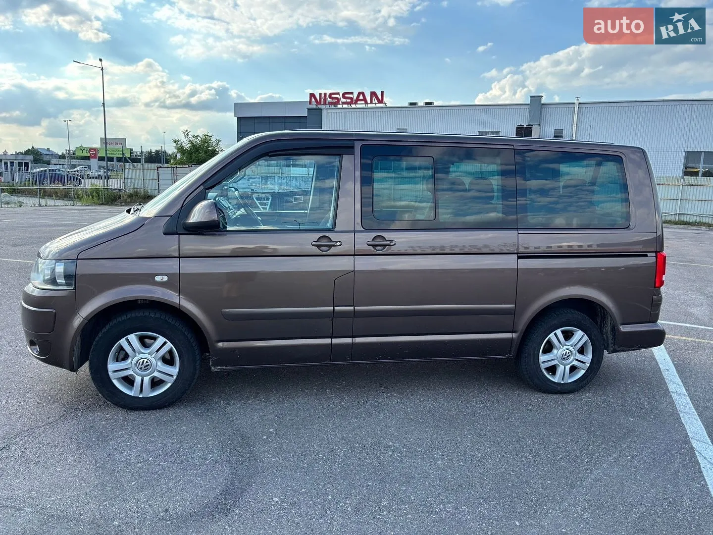 2013 Volkswagen Caravelle - мініатюра 2