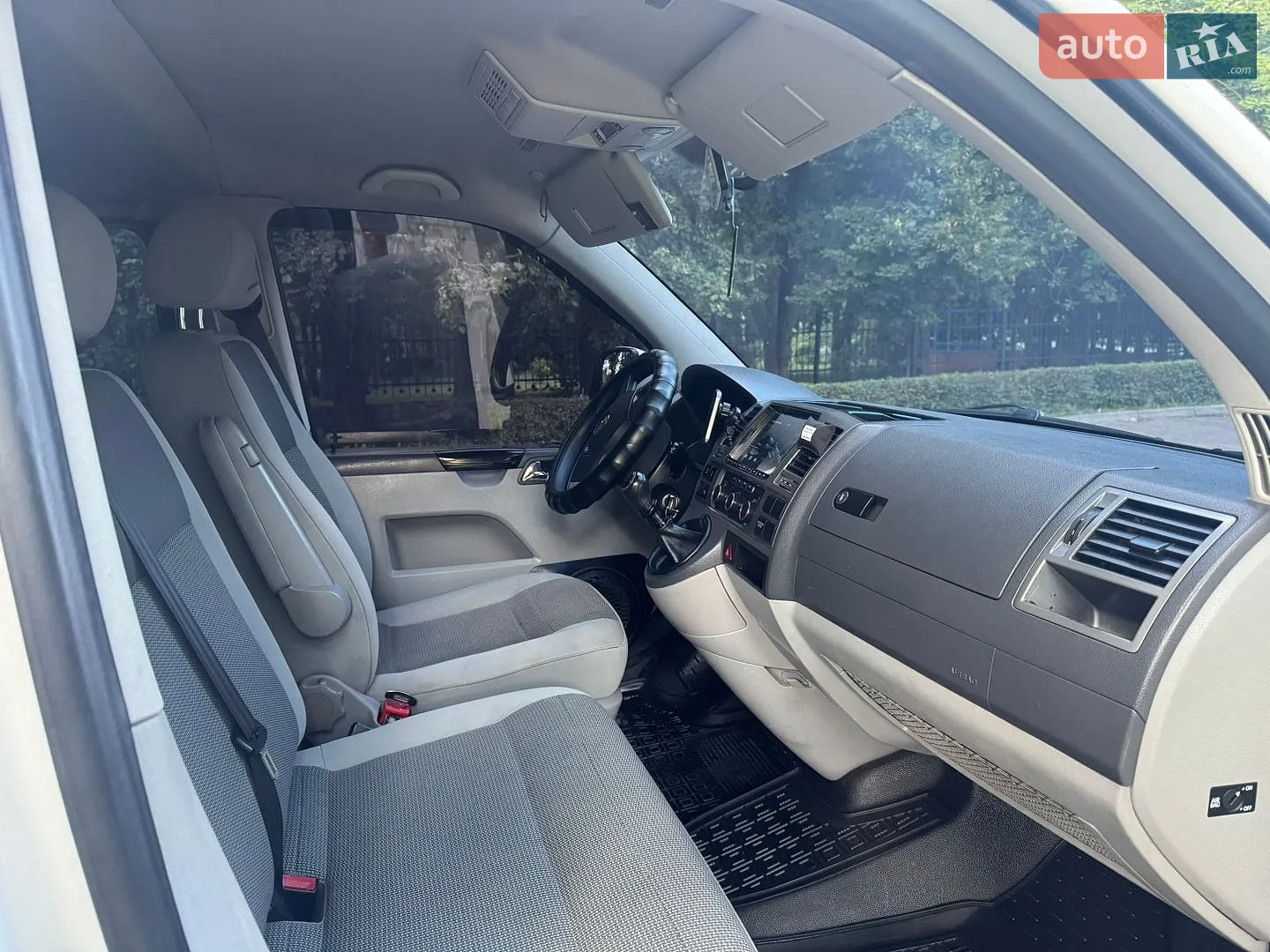 2012 Volkswagen Caravelle - мініатюра 12