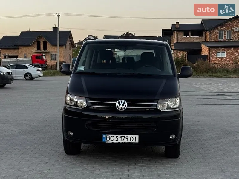 Volkswagen Caravelle