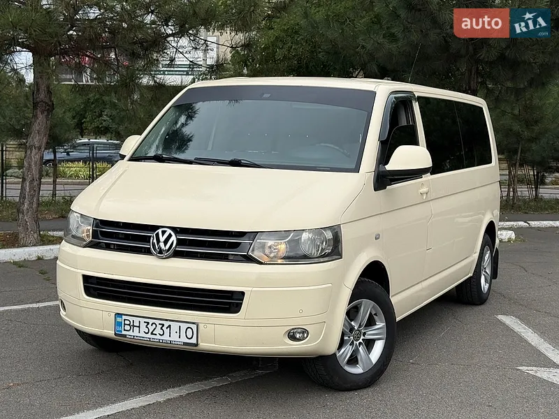 Volkswagen Caravelle