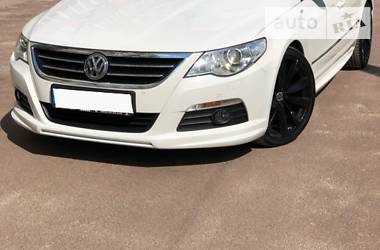 Седан Volkswagen CC / Passat CC 2011 в Львове