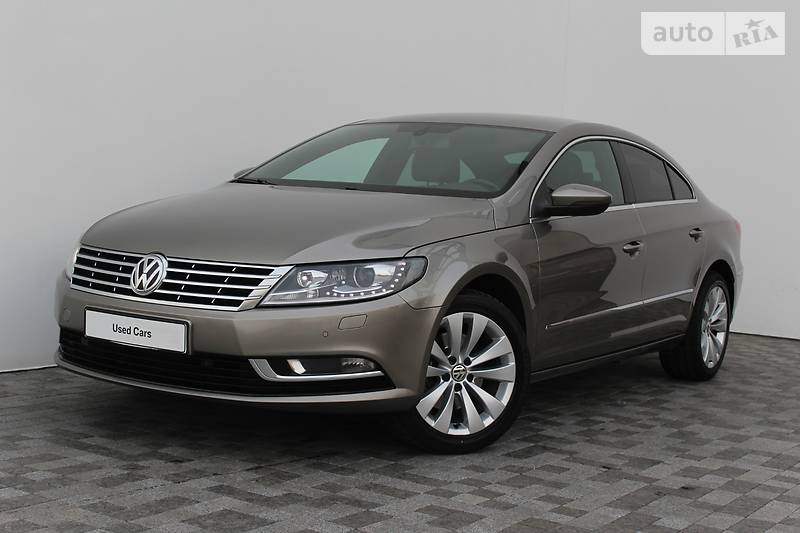 Седан Volkswagen CC / Passat CC 2013 в Киеве