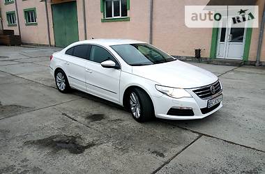 Седан Volkswagen CC / Passat CC 2011 в Львове