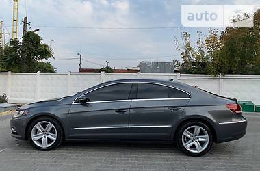 Седан Volkswagen CC / Passat CC 2017 в Одессе