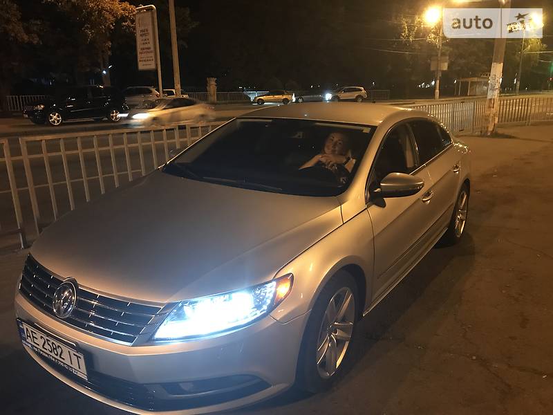 Седан Volkswagen CC / Passat CC 2013 в Дніпрі