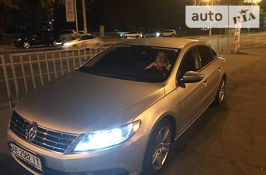 Седан Volkswagen CC / Passat CC 2013 в 
