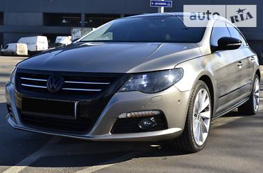 Седан Volkswagen CC / Passat CC 2010 в Киеве