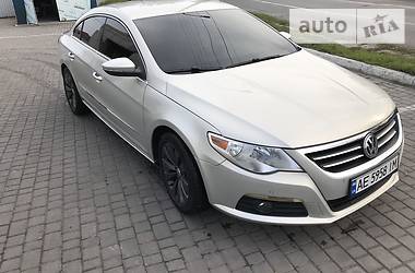 Седан Volkswagen CC / Passat CC 2010 в Днепре