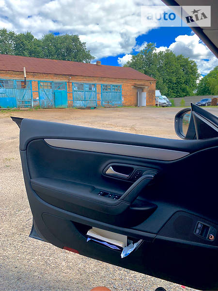 Седан Volkswagen CC / Passat CC 2012 в Звягелі