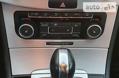 Купе Volkswagen CC / Passat CC 2011 в 