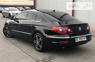 Седан Volkswagen CC / Passat CC 2010 в Львове