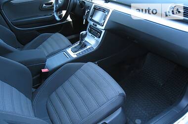 Седан Volkswagen CC / Passat CC 2012 в 