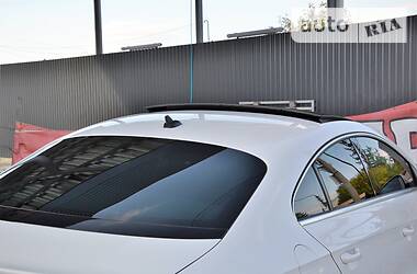 Седан Volkswagen CC / Passat CC 2014 в 
