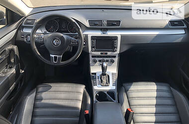 Седан Volkswagen CC / Passat CC 2013 в Коростене