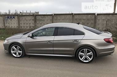 Седан Volkswagen CC / Passat CC 2010 в 