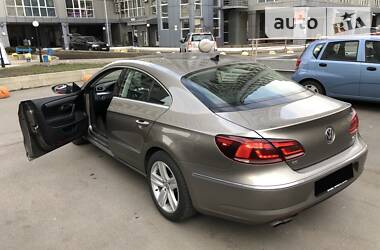 Седан Volkswagen CC / Passat CC 2012 в 