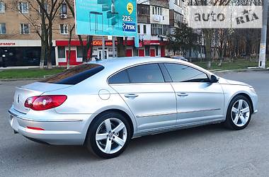 Седан Volkswagen CC / Passat CC 2011 в 